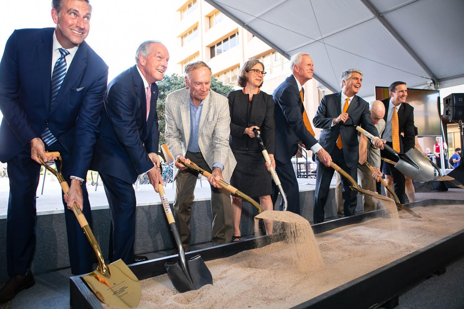Supporters of the Gary L. Thomas Energy Engineering Building and Cockrell School and UT leadership ceremonially break ground on the new building, set to open in 2021. Gary Thomas is pictured in the center, between Cockrell School Dean Sharon L. Wood and UT President Gregory L. Fenves.